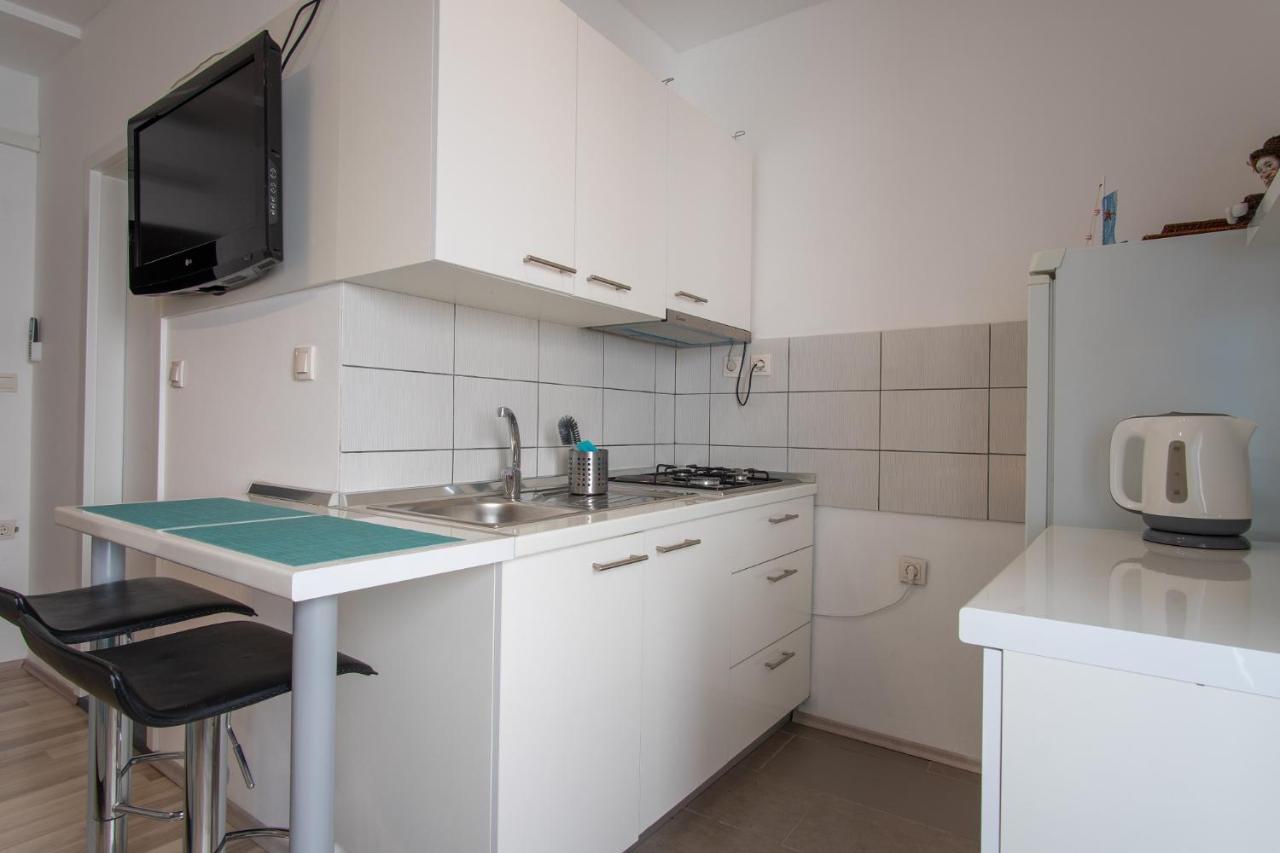 Private Holliday Apartment Pag Town Eksteriør billede