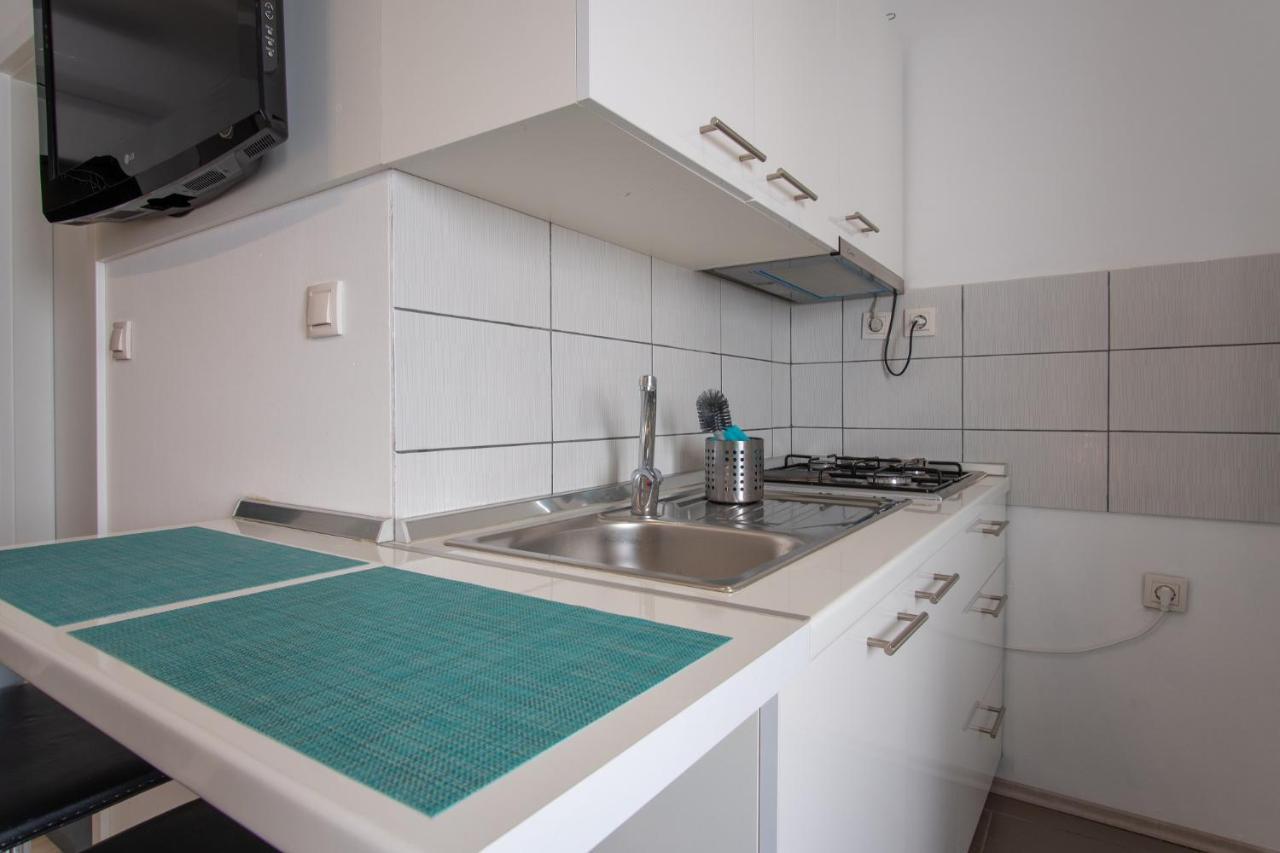 Private Holliday Apartment Pag Town Eksteriør billede